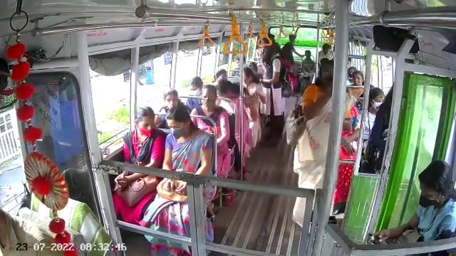 EZVIZ C1C 1080P Installed in a bus смотреть онлайн