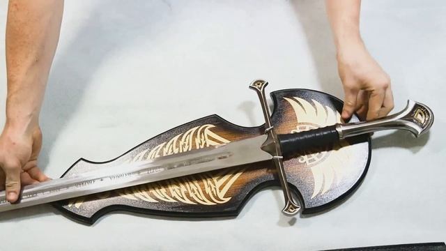 Lord Of The Rings Anduril Sword - Demonstration смотреть онлайн