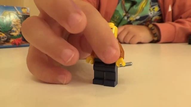 Lego City Багги для поездок по джунглям смотреть онлайн