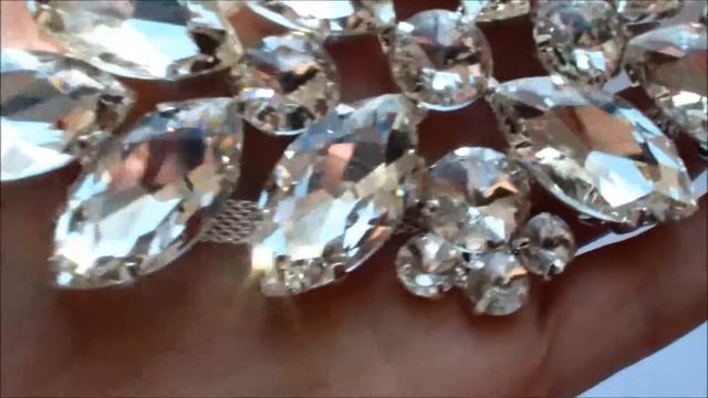Шикарные стразы. Стразовая аппликация 003 смотреть онлайн