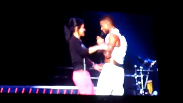 Usher Trading Places Live @ Lyon Halle Tony Garnier 18 01 2011 YouTube смотреть онлайн