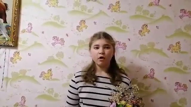 Хохлова Дарья (с. Архангельское) читает стихотворение "Мама, ты знаешь, как сильно люблю я тебя". смотреть онлайн