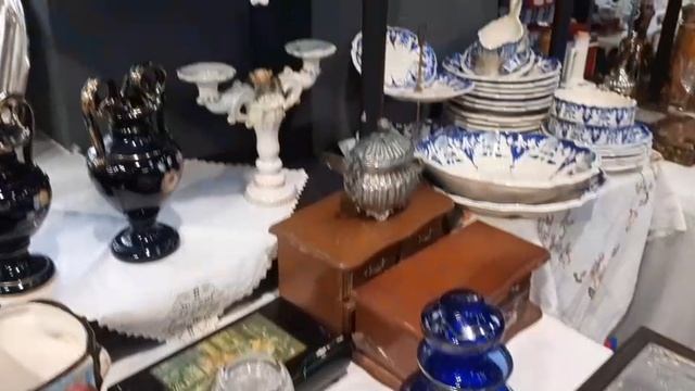 Мосвинтаж на Тульской. море антикварного фарфора стекла и хрусталя смотреть онлайн