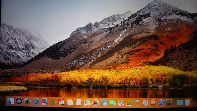 [Unboxing] Macbook Pro 2018 13 inch Touch Bar Indonesia смотреть онлайн