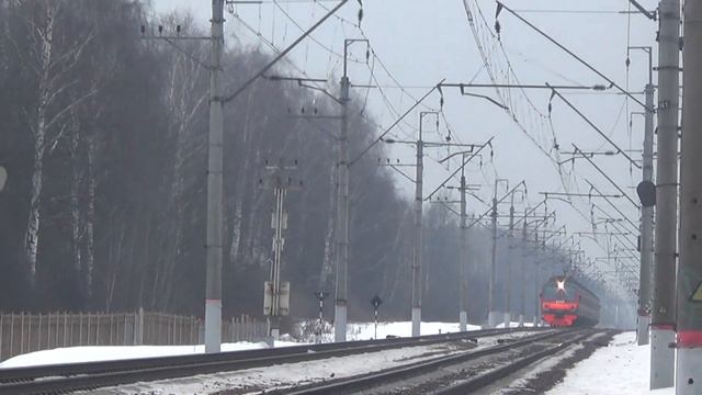Электропоезд ЭД4М-0405 РЭКС сообщением Москва - Александров смотреть онлайн