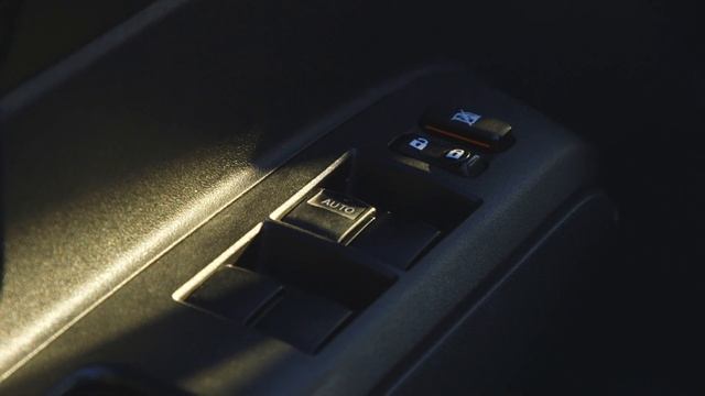 2nd Generation 2010 Scion xB Review (2008-2015) | Big Space for a Small Car смотреть онлайн