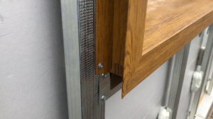 Как монтировать металлосайдинг. Как вырезать откосную планку для металлосайдинга. Как соединить.