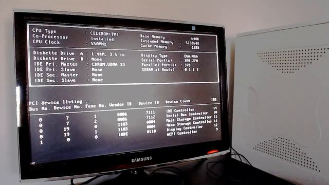 Unboxing and Overclocking the Famous Mendocino Celeron CPU смотреть онлайн