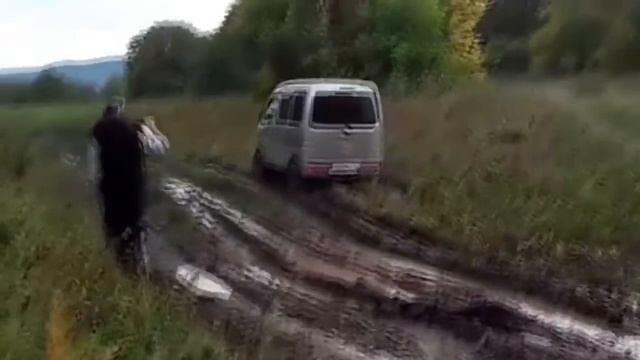 Off-Road Test-Drive Daihatsu HiJET CARGO. 2WD Vs 4WD