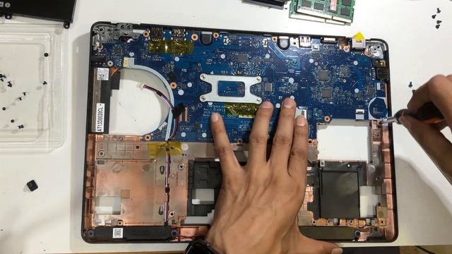 Dell E5450 disassembly | Dell Latitude E5450 Hard Replacement | Dell 5450 Motherboard Replacement смотреть онлайн