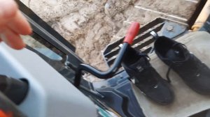 Как управлять бульдозером Komatsu D39ex. Краткий обзор.