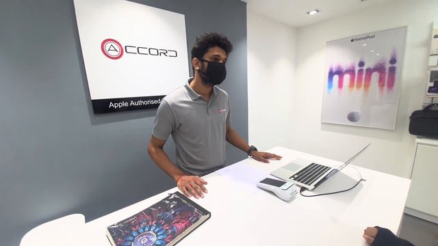 Fraud at ACCORD APPLE Authorized Reseller l Apple Do Something смотреть онлайн