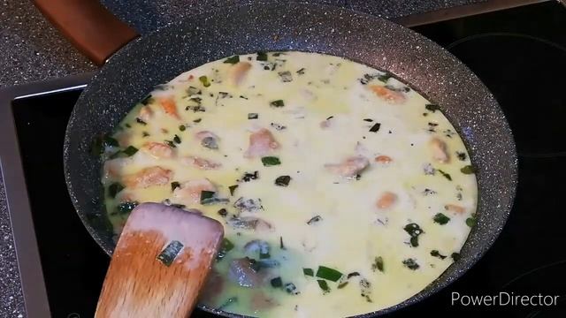 Запеканка из макарон с куриной грудкой, помидорами и сыром. смотреть онлайн