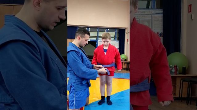 Учимся завязывать пояс #самбо #дети #СтефанЛукинСамбо смотреть онлайн