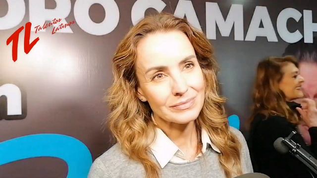 ALEJANDRA BARROS aparece en alfombra roja sin maquillaje!!! смотреть онлайн