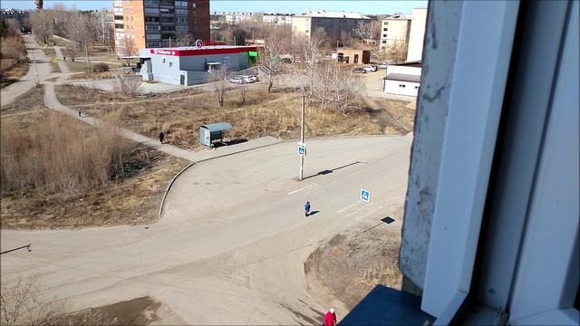 Сам пришел со школы/Закончили НЕ модный потолок