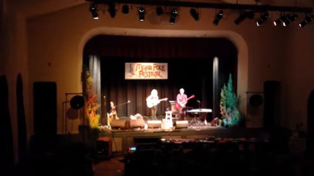 Cosy Sheridan: The Pomegranate Seed, Moab Folk Festival 2012 смотреть онлайн