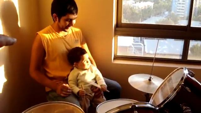 Joaquin Baterista (Asi empezó Lars Ulrich) смотреть онлайн