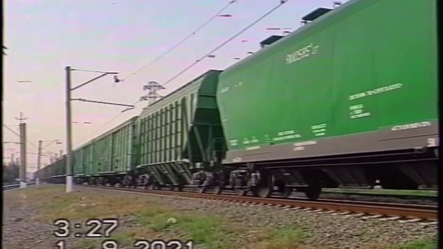 ВЛ11М4-466 с грузовым прибывает на станцию Баладжары смотреть онлайн