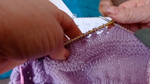 Джемпер пЕпела ( бабочка) 3-4 ряды узора Бабочка.ТреУгольный Реглан сверху.Без ростка! 1-2ряд ранее