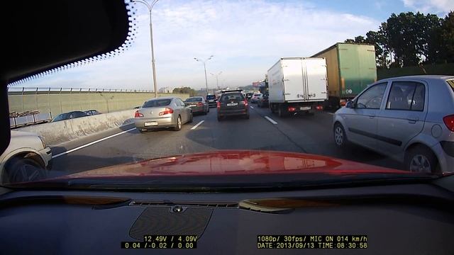 Олень обыкновенный агрессивный на Ford S-мах 1 штука ! смотреть онлайн