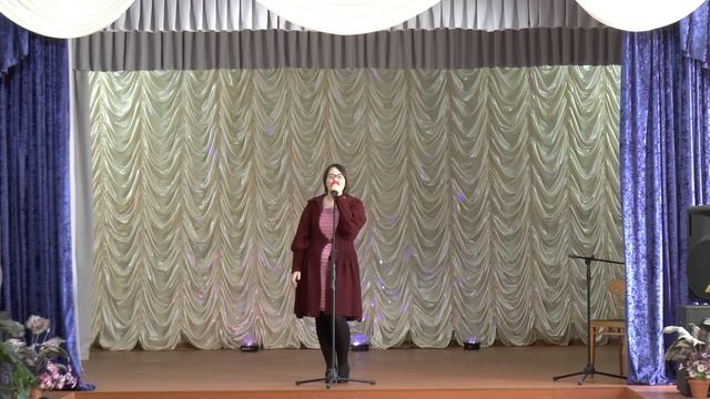 Поет Ульяна Чернушевич "Белый танец" смотреть онлайн
