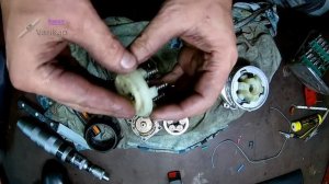 Bosch gsr 18v Дрель-шуруповерт (разборка редуктора, снятие патрона, мотор)