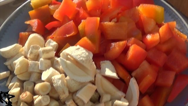 БОГРАЧ С ЧИПЕТКАМИ В КАЗАНЕ НА КОСТРЕ смотреть онлайн