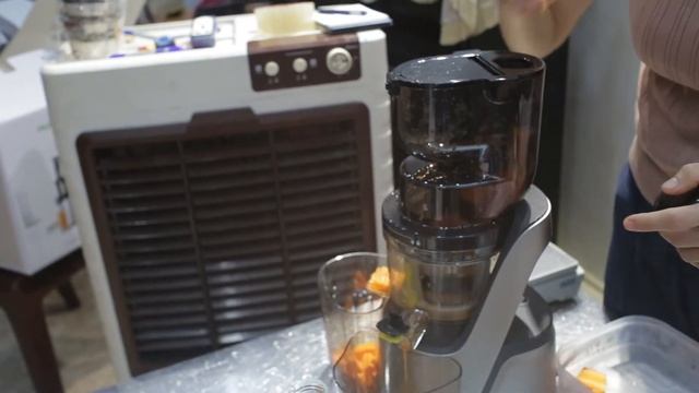 REVIEW So sánh: Máy ép chậm Hurom HAA VS Máy ép chậm Olivo SJ189 смотреть онлайн