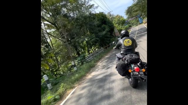 Royal Riders Indonesia Sub Chapter Bekasi East Java 18-21 Mei 2023,Day 2 Pacitan - Blitar ( Ziarah смотреть онлайн