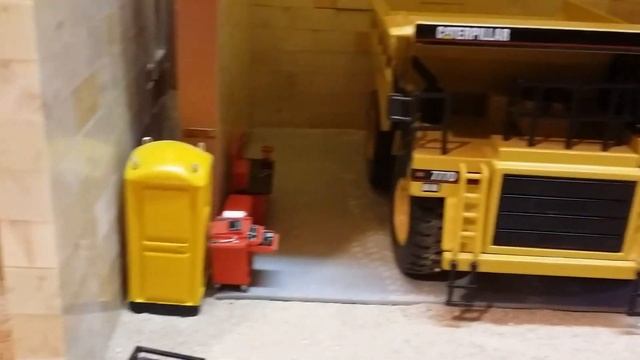 Diorama 1/50 Mannequin challenge смотреть онлайн