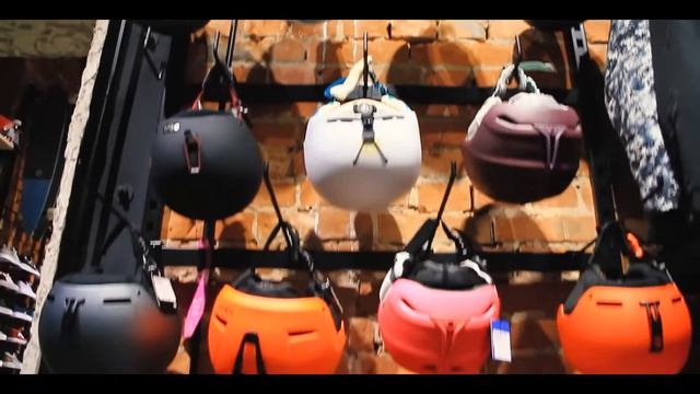 SIMPLE Boardshop смотреть онлайн