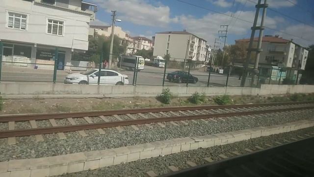 На высокоскоростном поезде Стамбул-Анкара смотреть онлайн