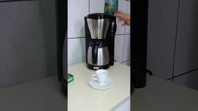 Cafeteira Elétrica 40 Xícaras - Philips Walita ThermInox RI7546 смотреть онлайн