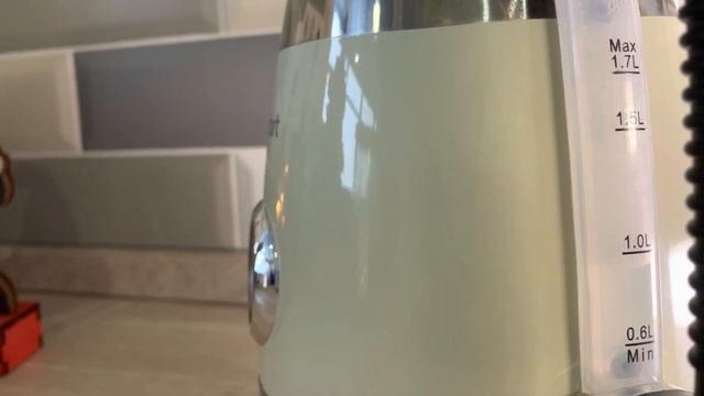 Заварила чай! Обзор электрического чайника Kitfort KT-633-3. смотреть онлайн