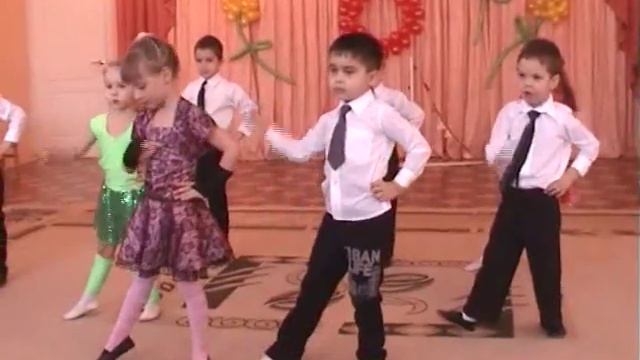 флешмоб в детском садике лучик Саратова смотреть онлайн