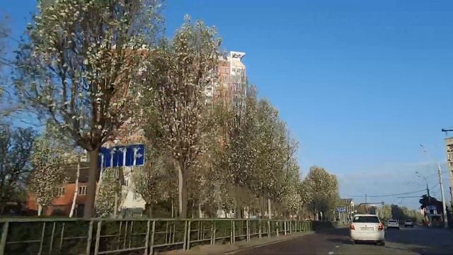 Поездка по Краснодару на машине. Улицы Краснодара весной смотреть онлайн