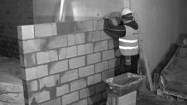 Кладка блоков "на глазок " смотреть онлайн