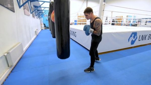 Боксерские комбинации от Василия Ломаченко! Заходы от Ломы