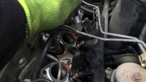 Замена свечей накала на Мерседес W124 двигатель 2,5 дизель