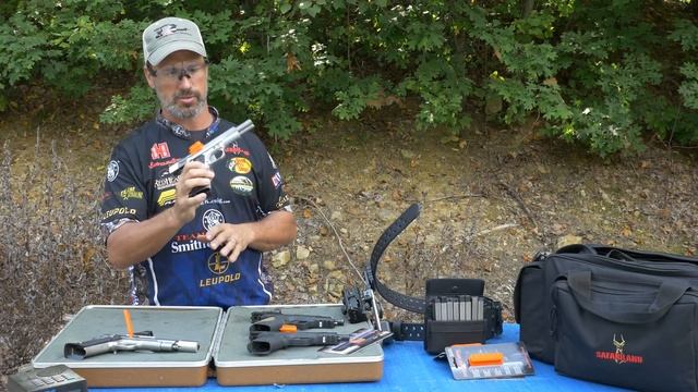 Equipment for Competition Shooting | Competitive Shooting Tips with Doug Koenig смотреть онлайн