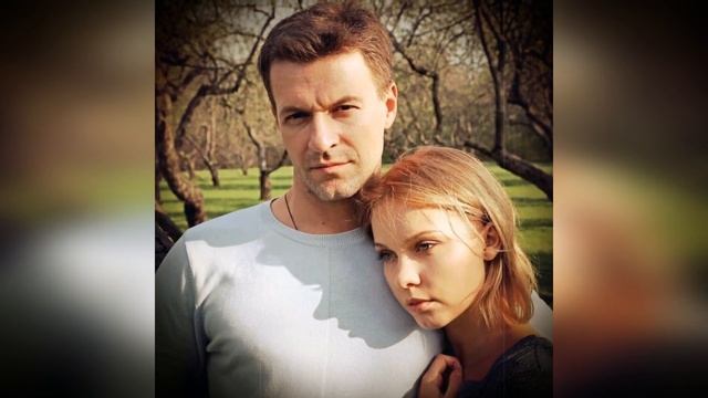 ЛЮБОВЬ ВСЕЙ ЖИЗНИ! Вот как выглядит муж Полины Сыркиной смотреть онлайн