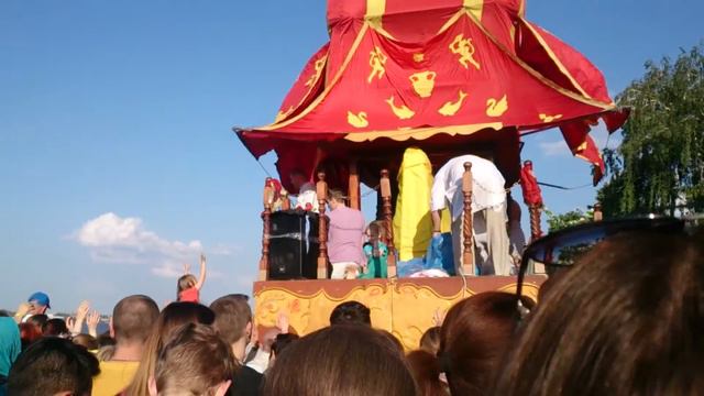 Ратха-Ятра 2016г огромное количество желающих смотреть онлайн