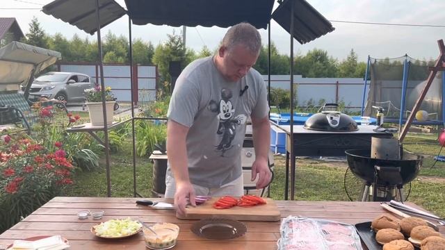 БУРГЕР НА УГЛЯХ. Биг Тейсти по-домашнему.?