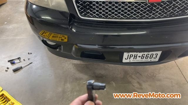 2007-2014 Chevrolet Tahoe Front Bumper Removal. Remove it in 8 Mins with this Video! смотреть онлайн