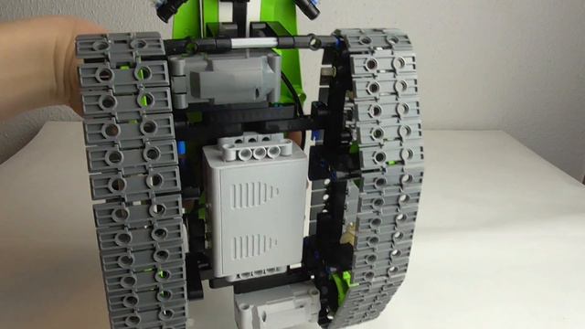 Review Qihui 8015 - Tracked Racer - Mechanical Master смотреть онлайн