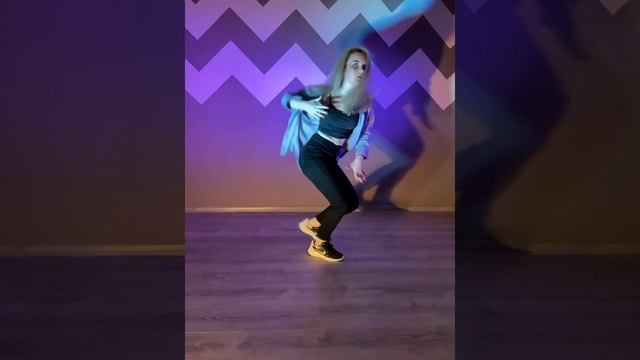 ТЫ В МЕНЯ ТАК ВЛЮБЛЕНА - танец смотреть онлайн