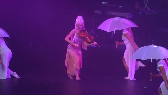 2021 08 03 Lindsey Stirling - Sleepwalking смотреть онлайн