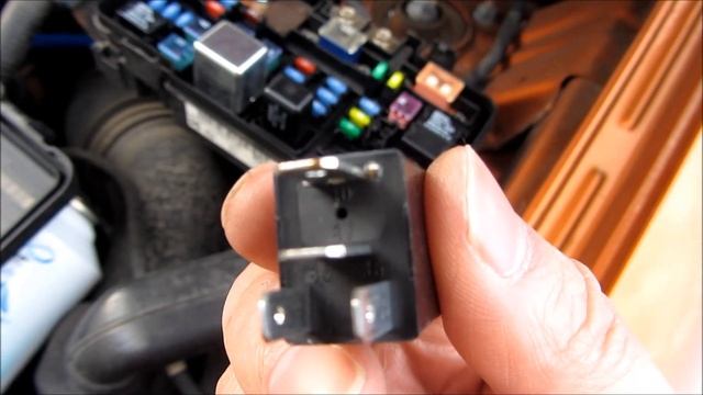 Engage AC Compressor Clutch with a Paperclip on Relay | How to Fix Bypass Won't Engage | Jump Relay смотреть онлайн