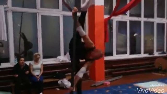 Anton Pakhorukov Chinese pole смотреть онлайн
